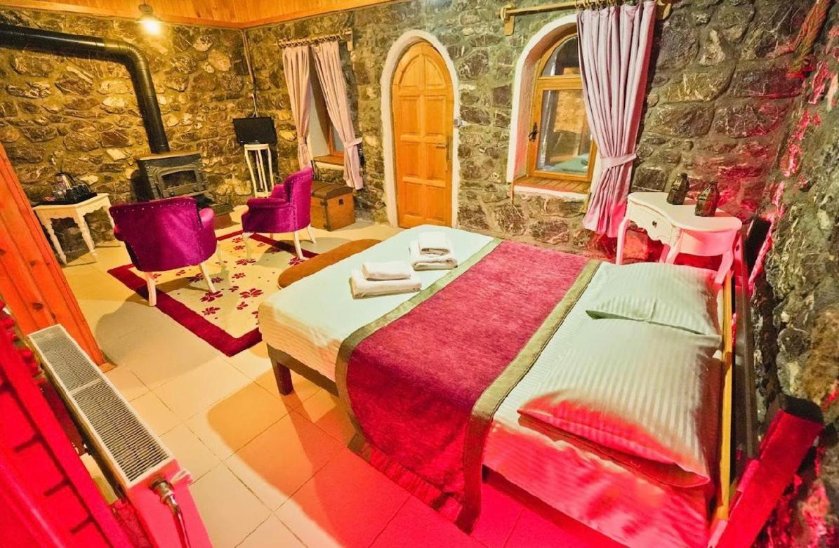 Abant Korudam Bungalov Butik Otel Exteriör bild